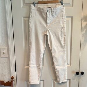 American Eagle Outfitters White High Rise Ankle Jeans